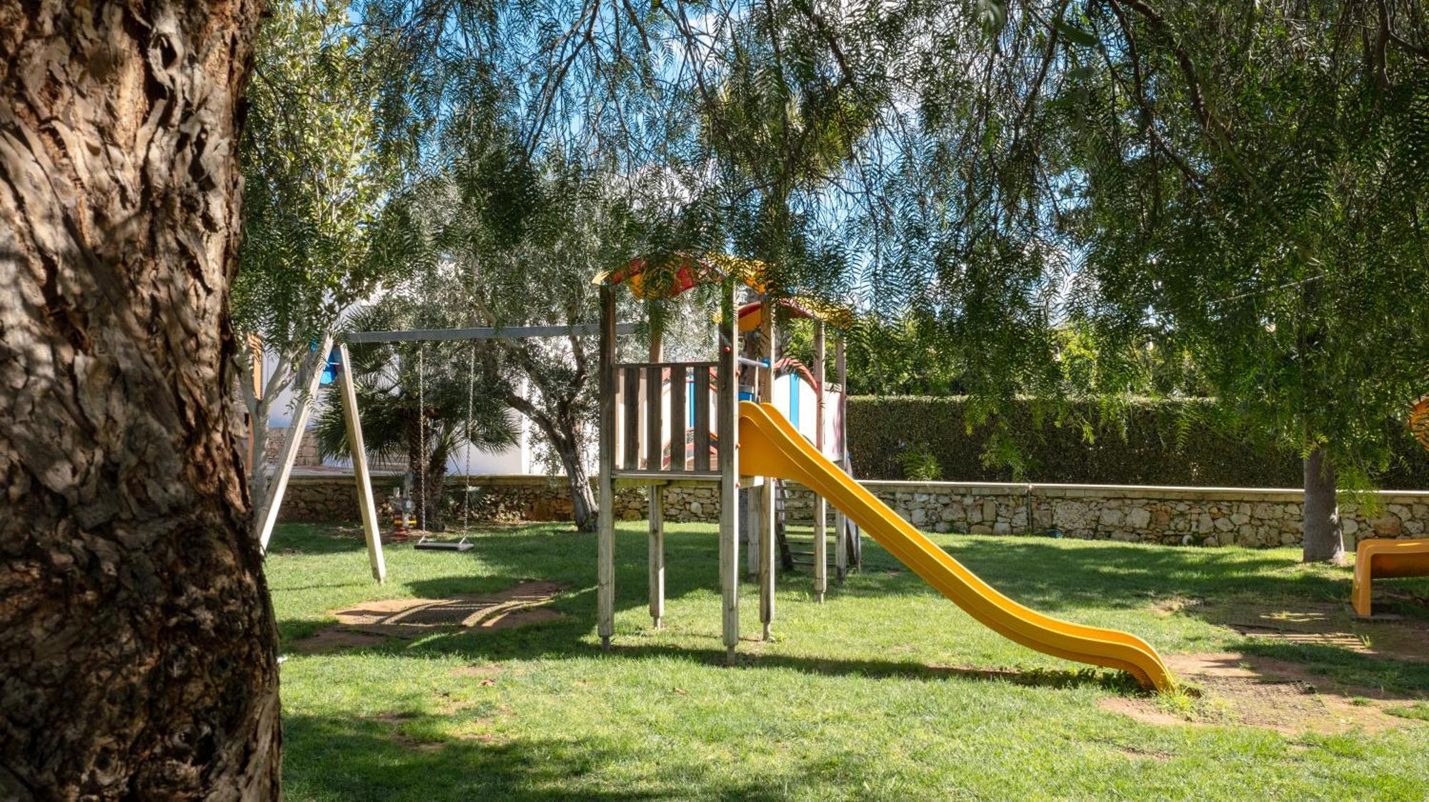 Borgo Specchia Natural Resort Exterior photo